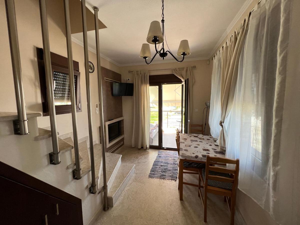 AM Beach House Nea Moudania Exterior foto
