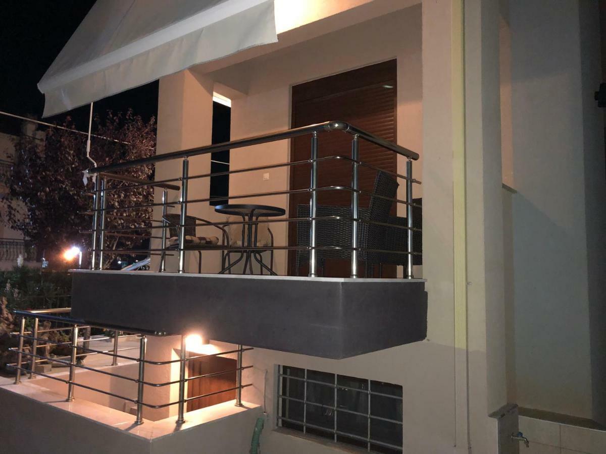 AM Beach House Nea Moudania Exterior foto